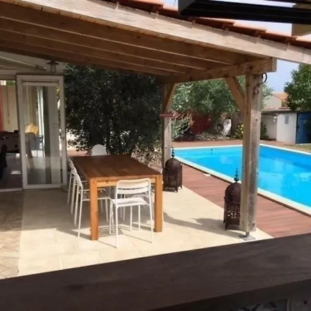 House Maison De Vacances T2 Avec Piscine Semesterbostad *